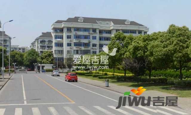 上海二手房 春港丽园 房型介绍:2室2厅一卫,两个房间朝南的,每个房间